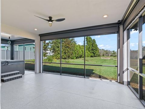 Tiny photo for 562 Dowling Circle, Lady Lake, FL 32159 (MLS # G5104366)