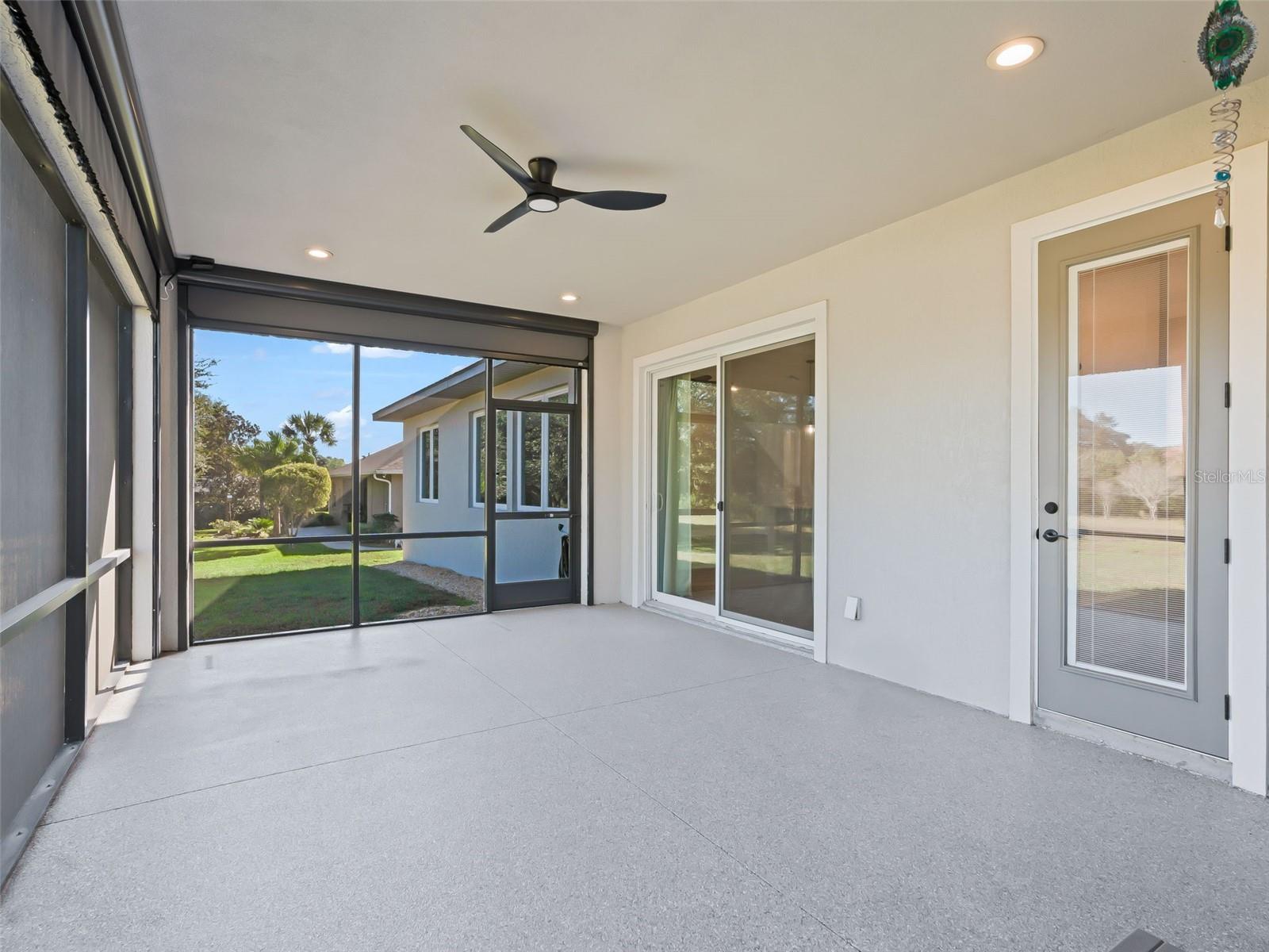 LADY LAKE LAKES PH 02 LT 01 BLK A - Residential