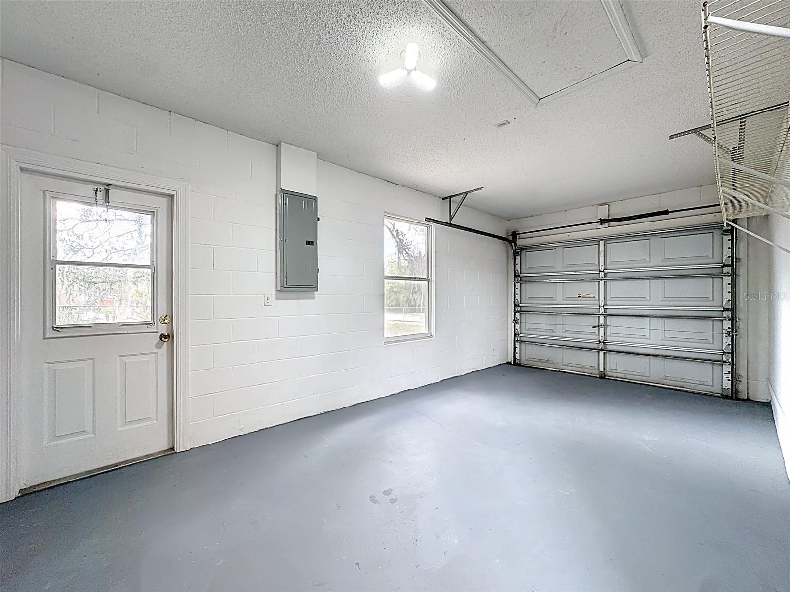 ACREAGE & UNREC - Residential