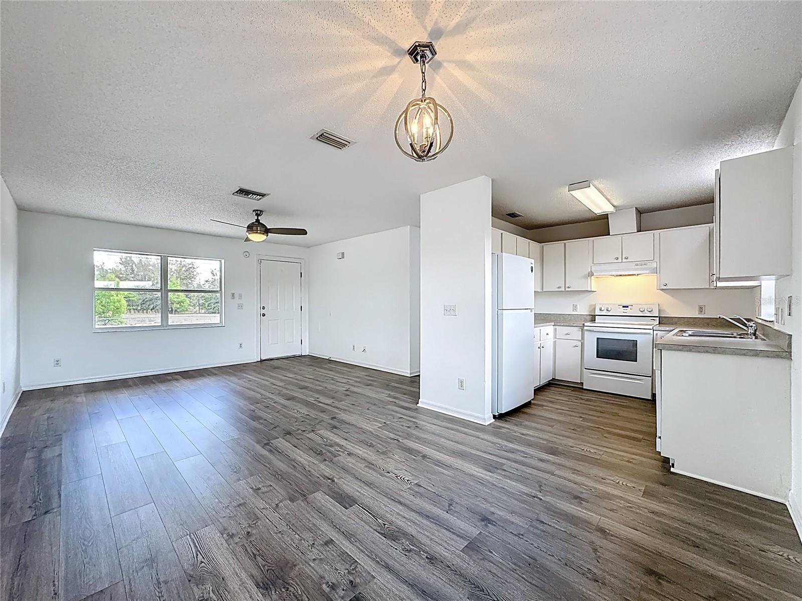 ACREAGE & UNREC - Residential