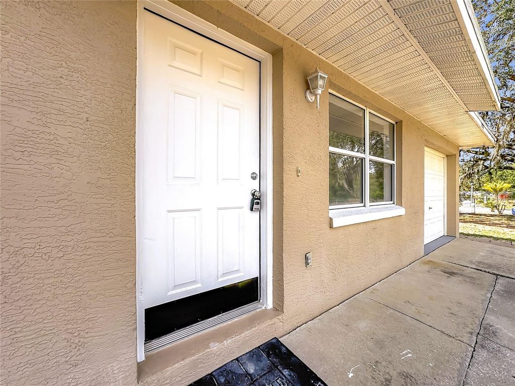 Photo of 17331 County Road 33, Groveland, FL 34736 (MLS # O6388261)