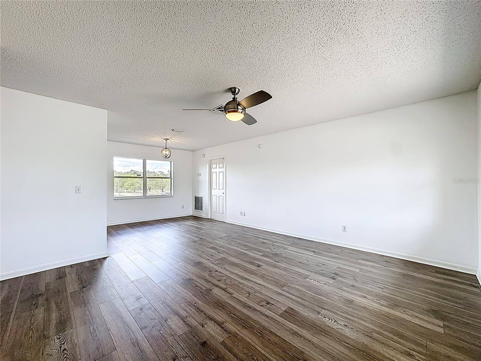 ACREAGE & UNREC - Residential