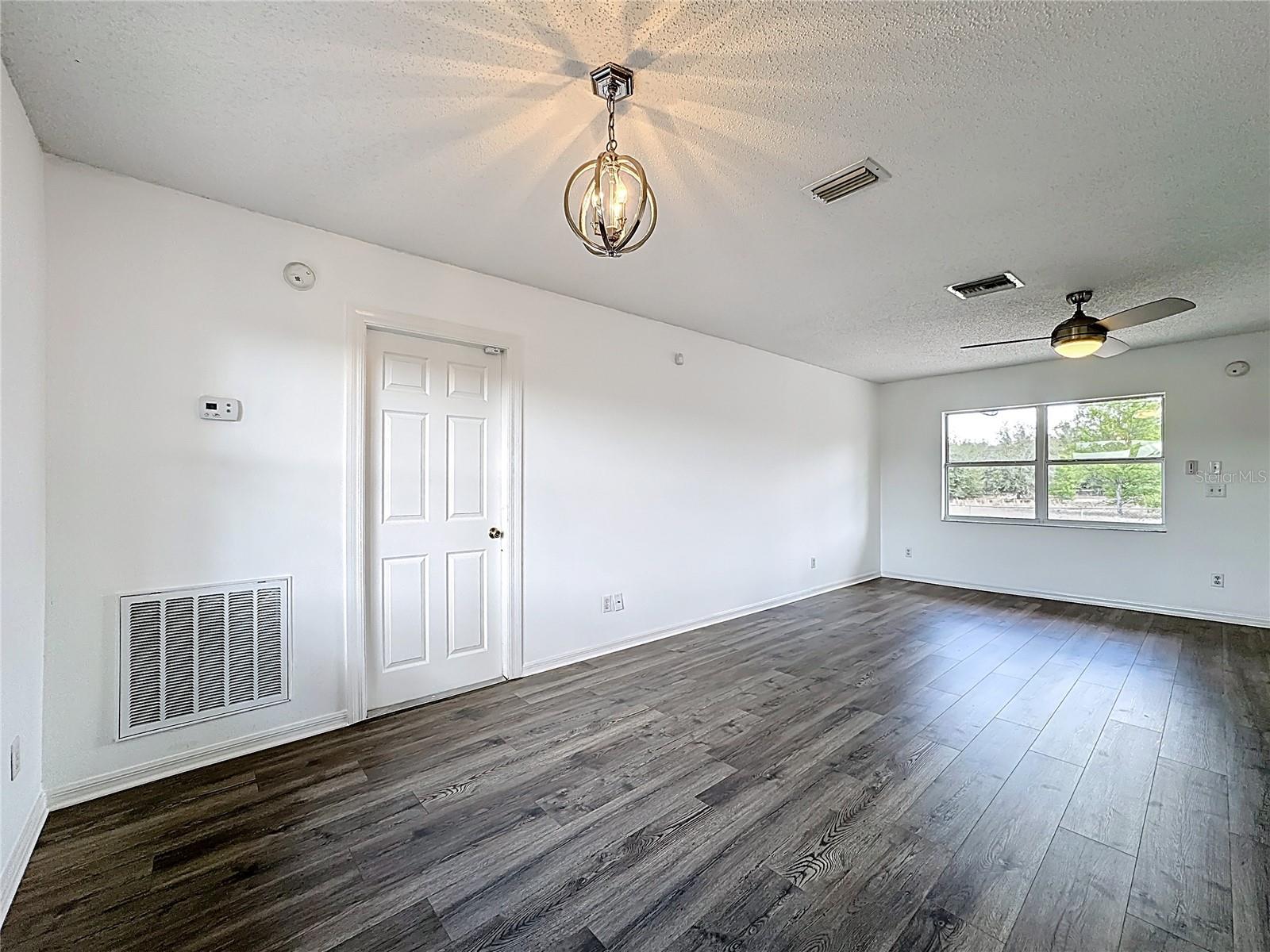 ACREAGE & UNREC - Residential