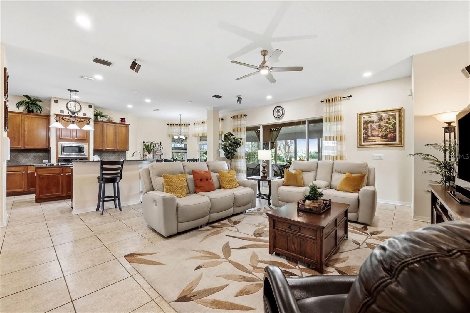 WELLINGTON MANOR PH 2 - Residential