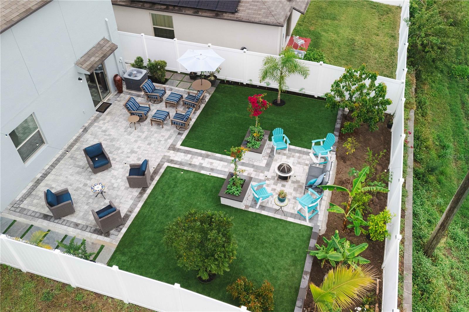 10428 CARLOWAY HILLS DRIVE