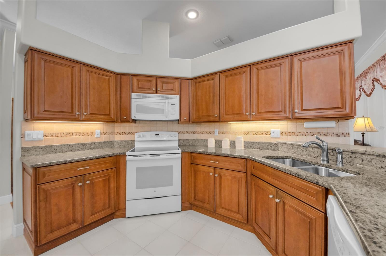 TRINITY OAKS SOUTH - Residential