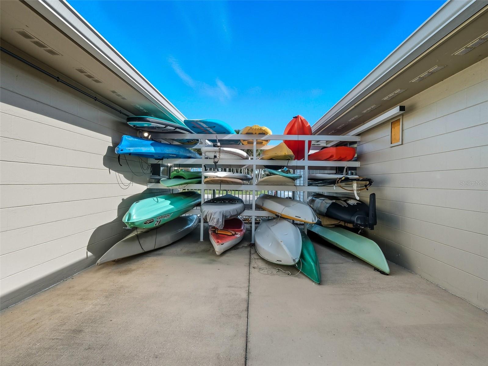 VENETIAN - Residential