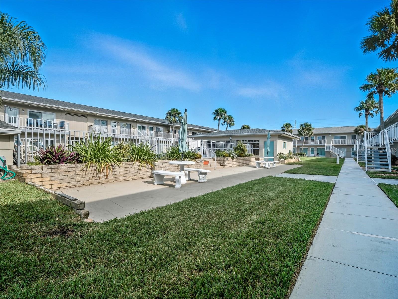 VENETIAN - Residential