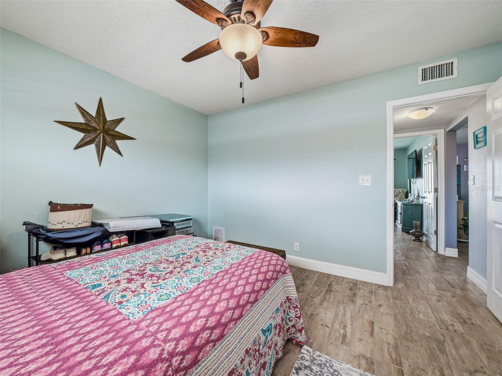 VENETIAN - Residential