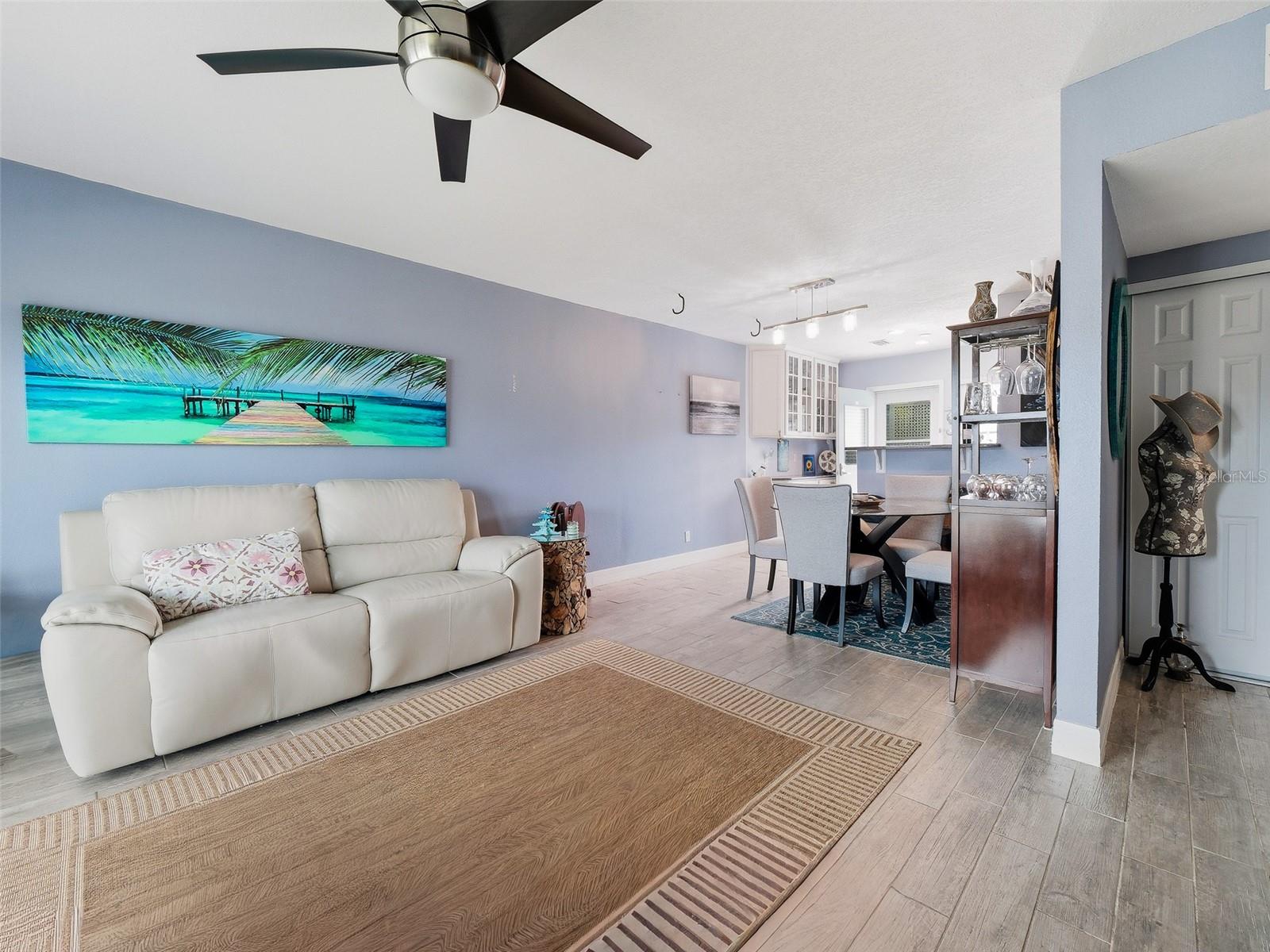 VENETIAN - Residential