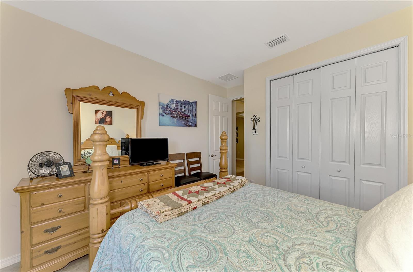 CARIBBEAN VILLAGE - Residential