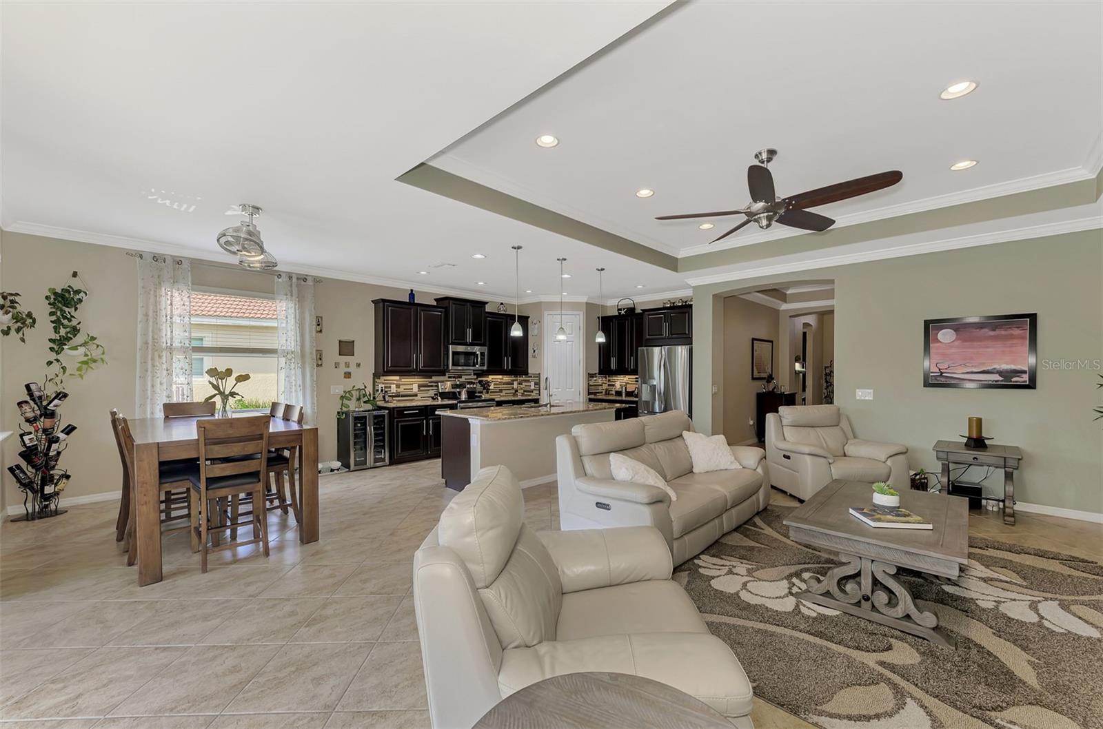 CARIBBEAN VILLAGE - Residential