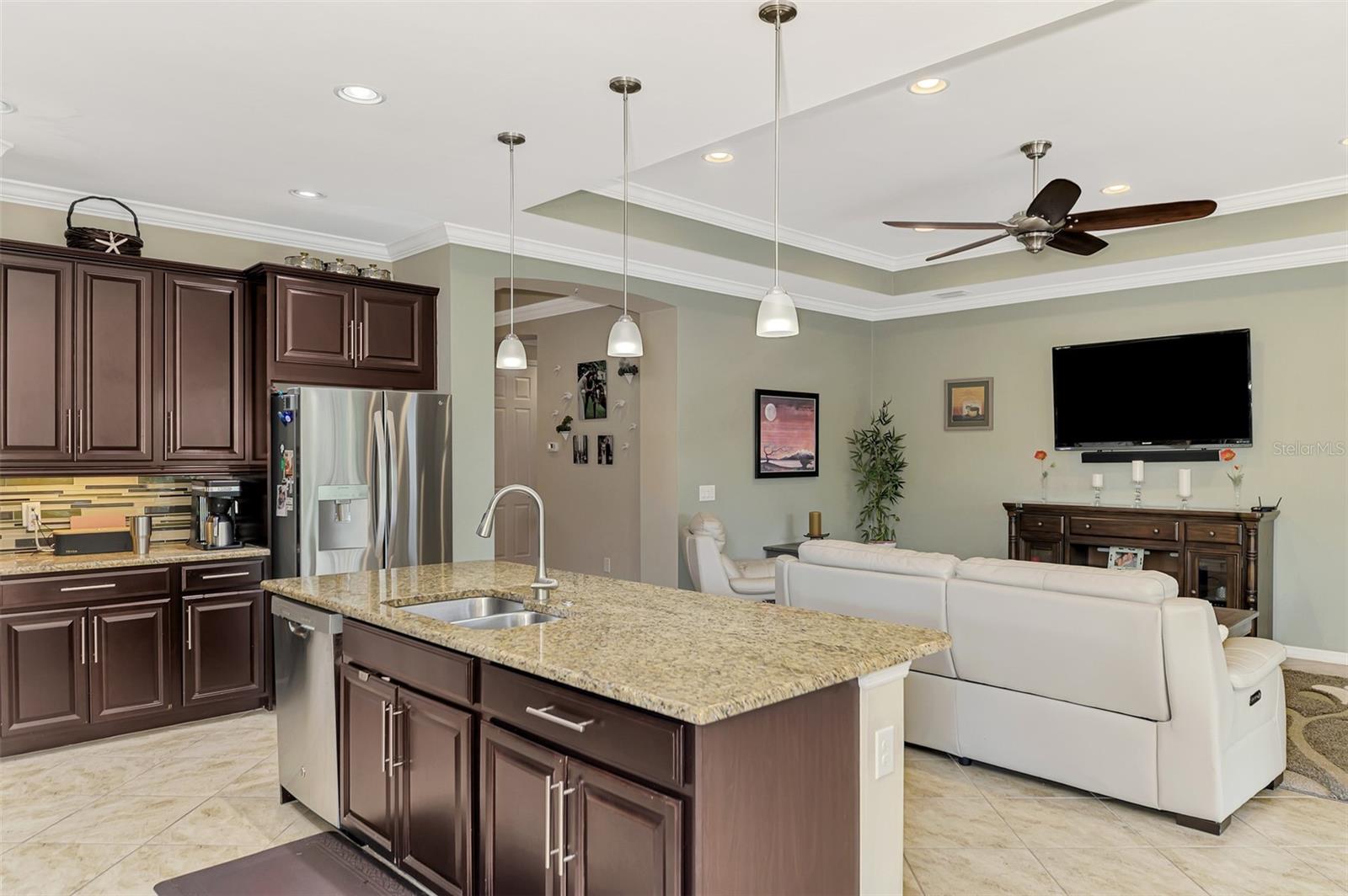 CARIBBEAN VILLAGE - Residential