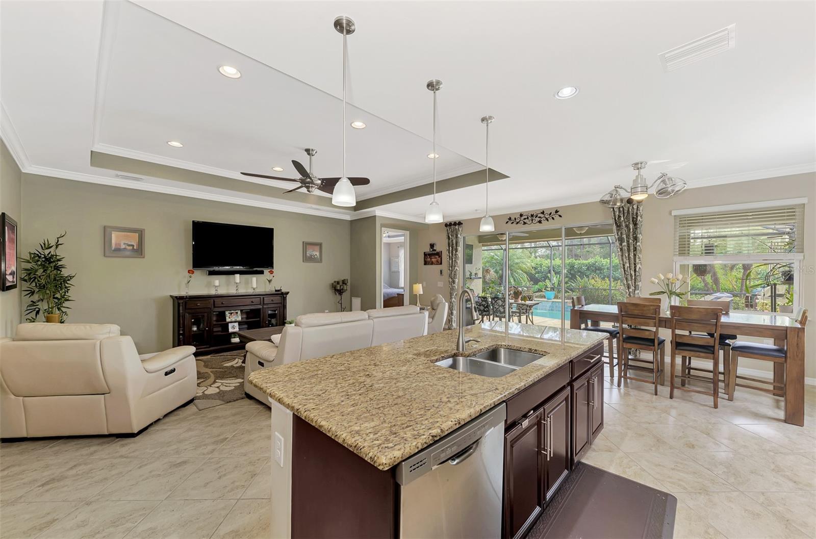 CARIBBEAN VILLAGE - Residential