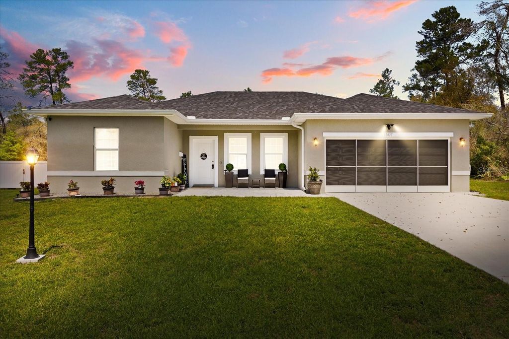 Photo of 13657 SW 33rd Circle, Ocala, FL 34473 (MLS # O6386962)