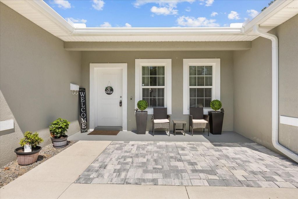 Photo of 13657 SW 33rd Circle, Ocala, FL 34473 (MLS # O6386962)