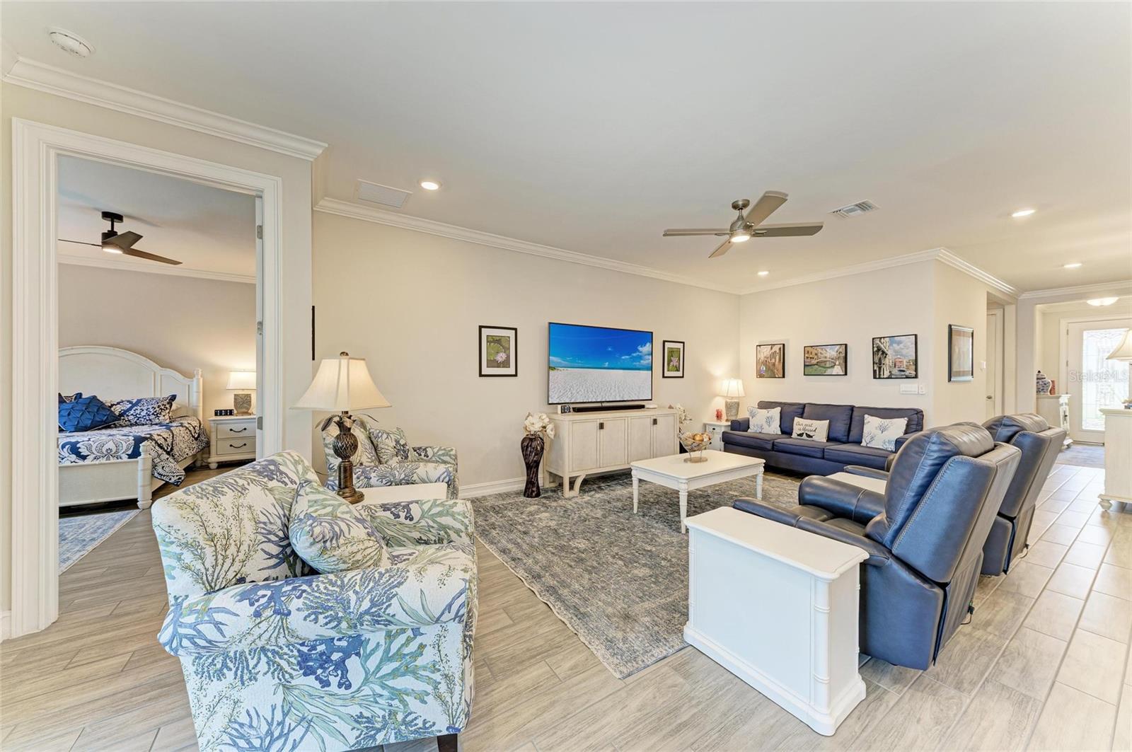 TOSCANA ISLES - Residential