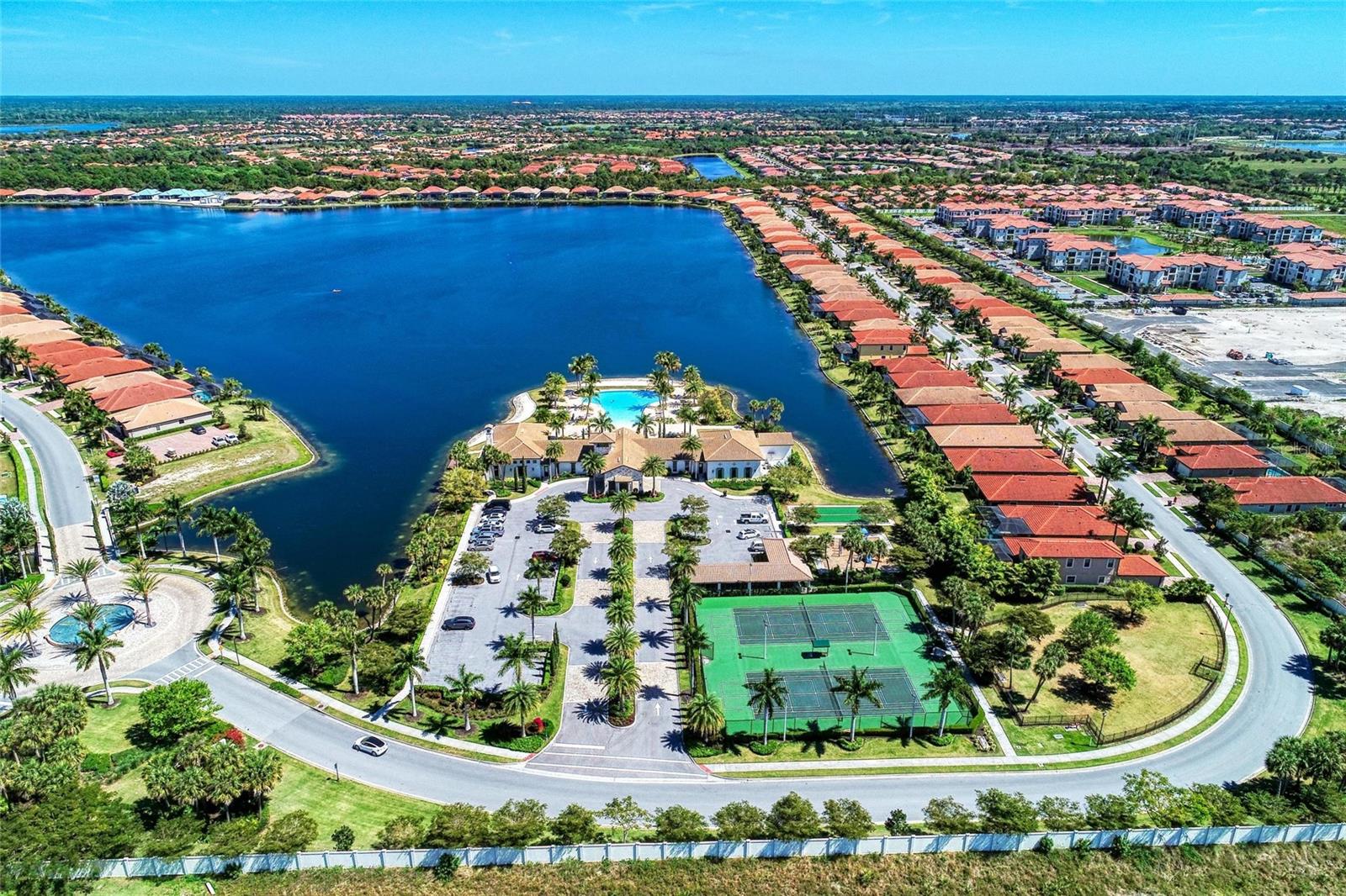 TOSCANA ISLES - Residential