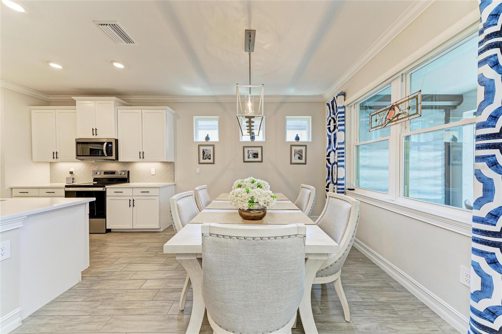 TOSCANA ISLES - Residential