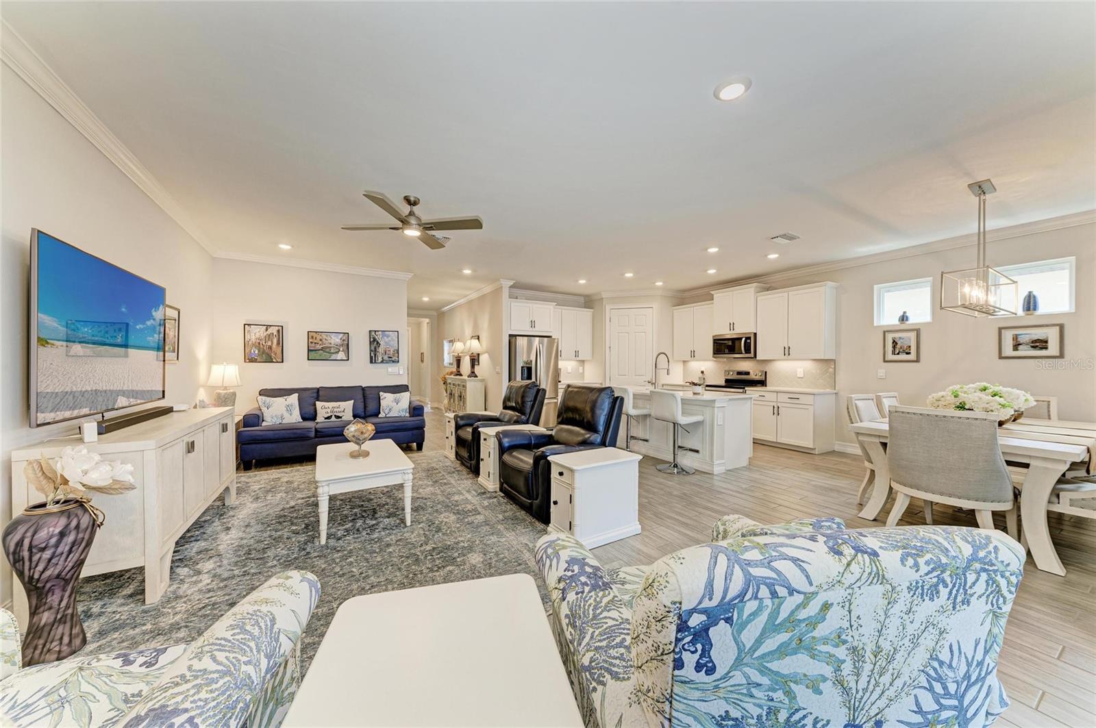 TOSCANA ISLES - Residential