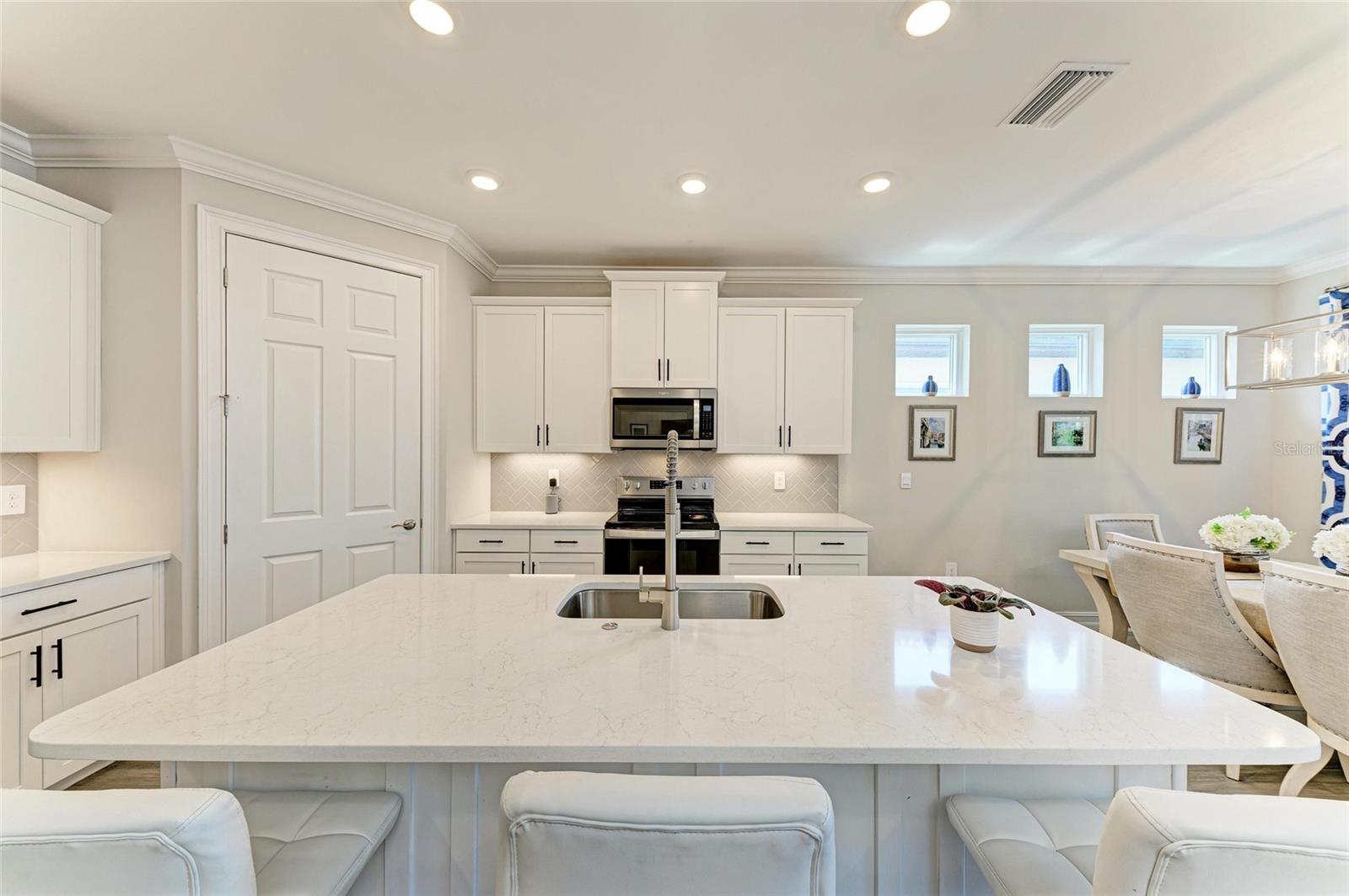 TOSCANA ISLES - Residential