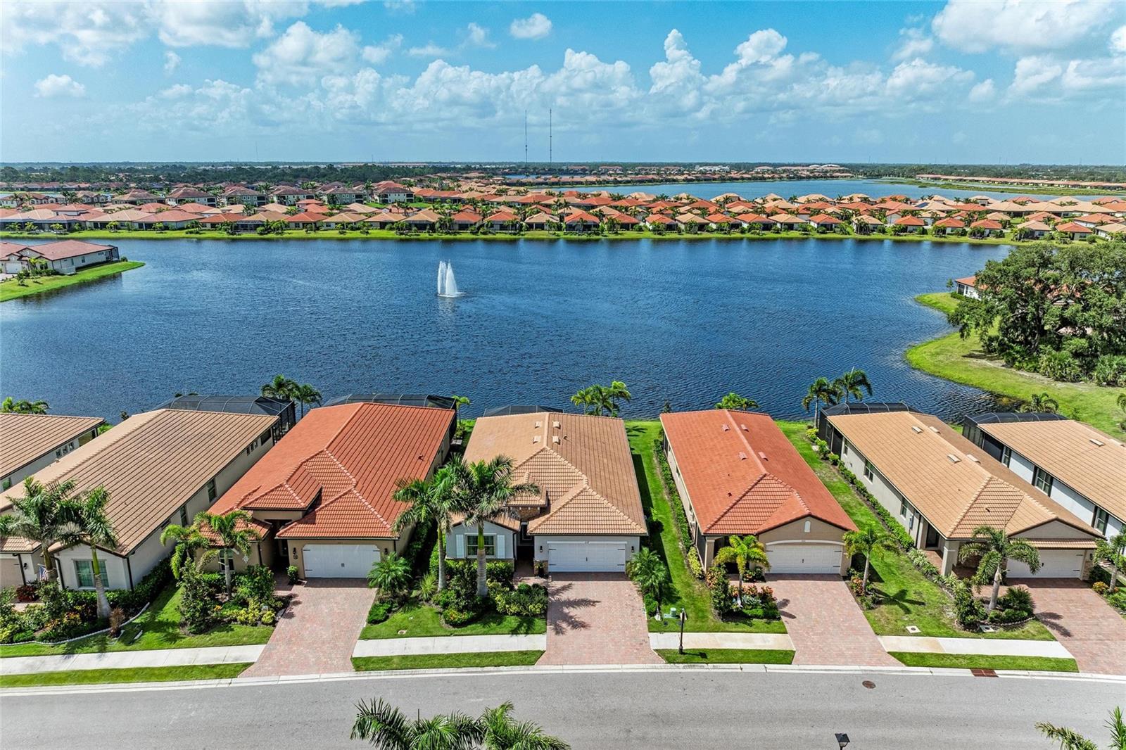TOSCANA ISLES - Residential