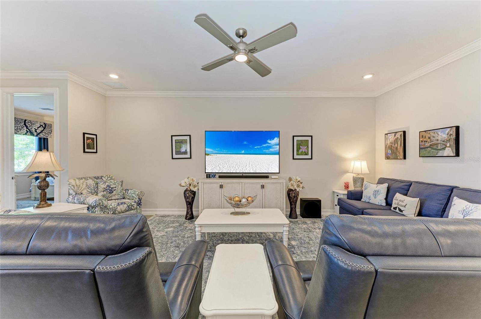 TOSCANA ISLES - Residential