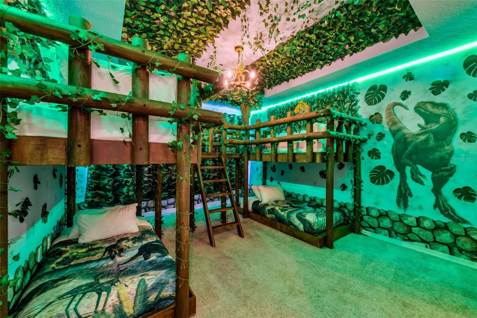 SOLARA RESORT VACATION VILLAS REP - Residential