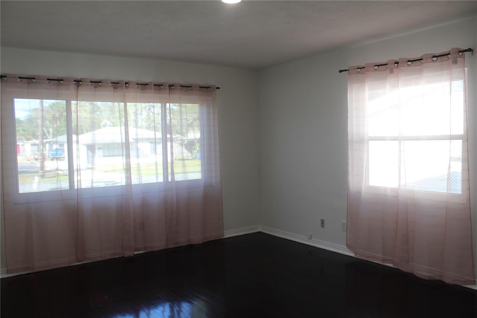 LAKE PARKER HEIGHTS SUB - Residential Lease