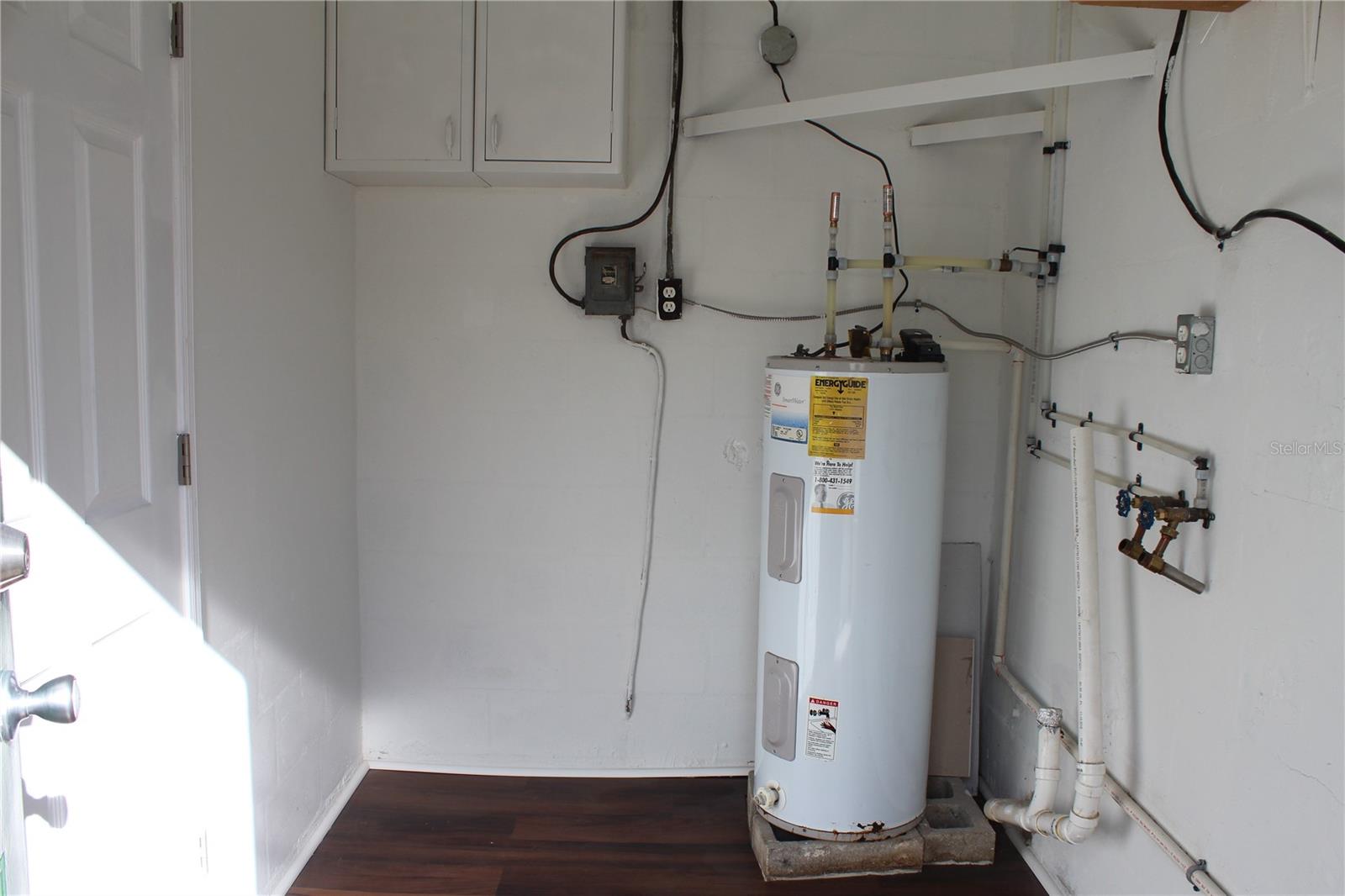 LAKE PARKER HEIGHTS SUB - Residential Lease