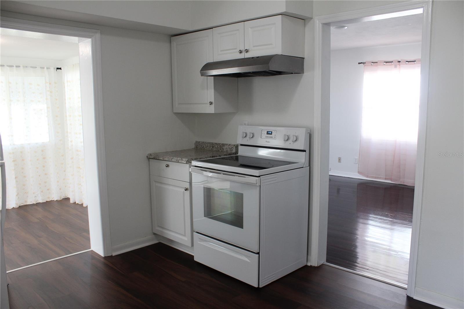 LAKE PARKER HEIGHTS SUB - Residential Lease