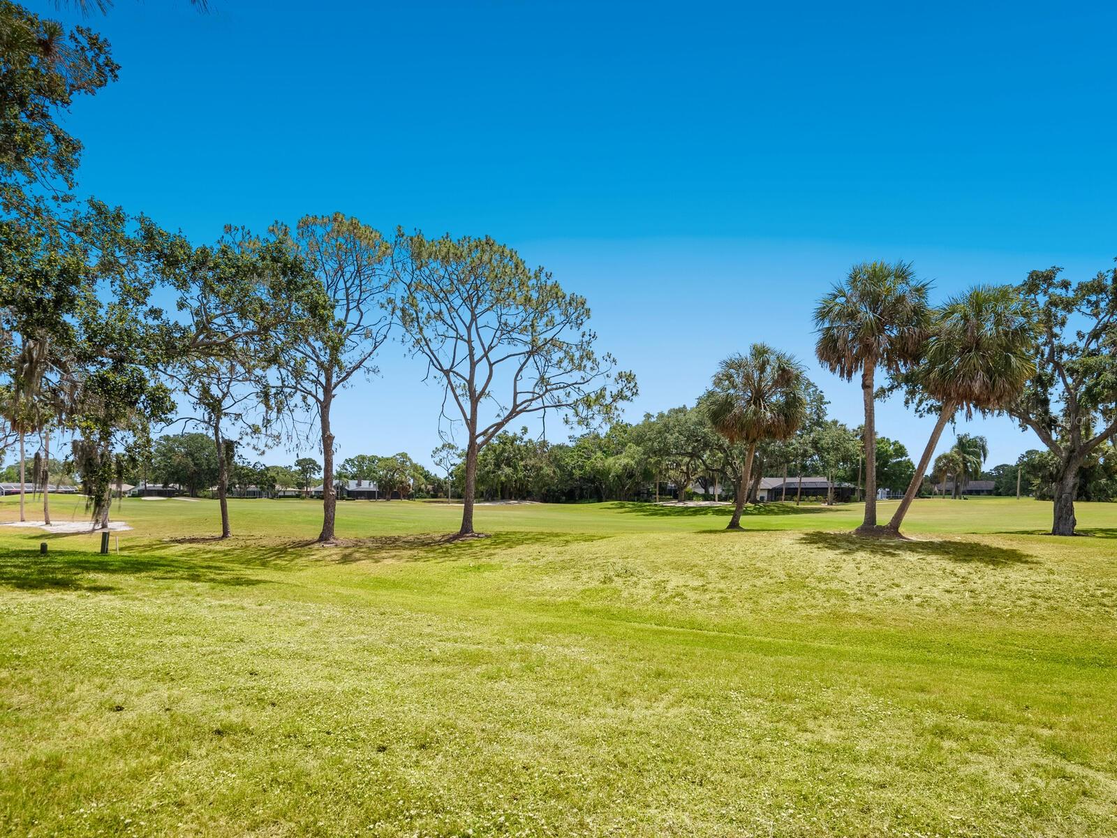 BRIARFIELD - Residential