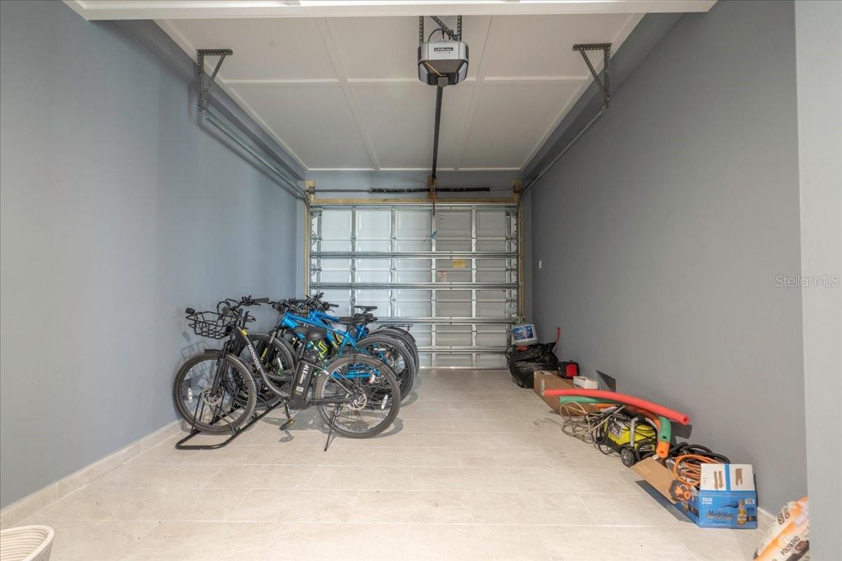 EMERALD FLATS UN 10 - Residential