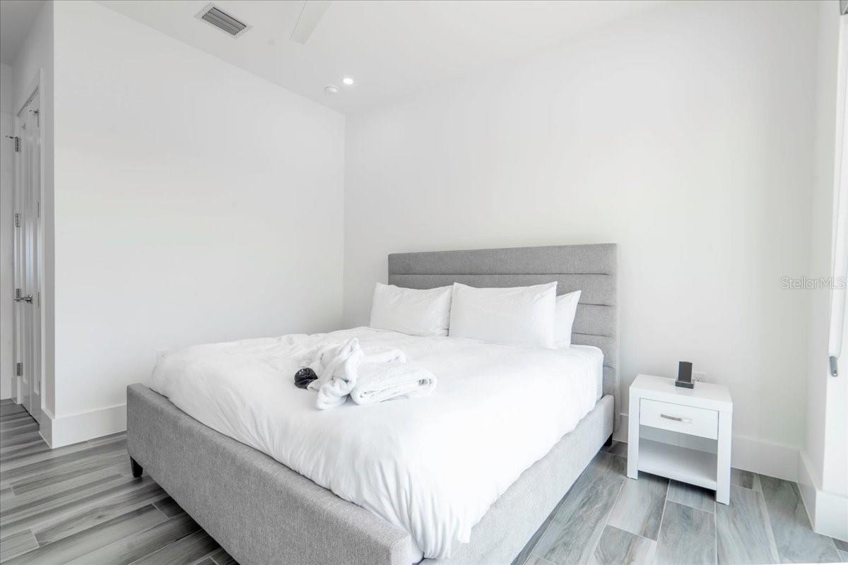 EMERALD FLATS UN 10 - Residential