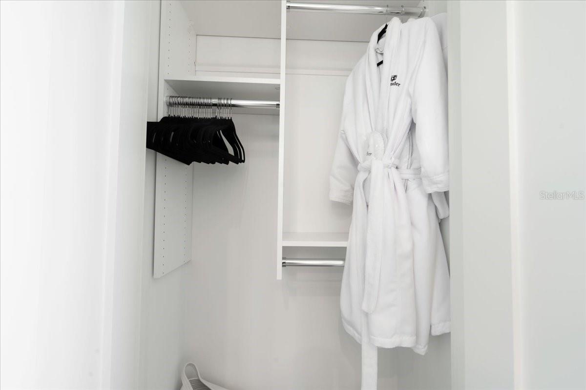 EMERALD FLATS UN 10 - Residential