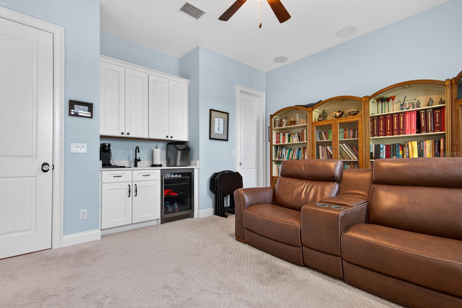 BEL MAR REV ISLAND UNIT - Residential