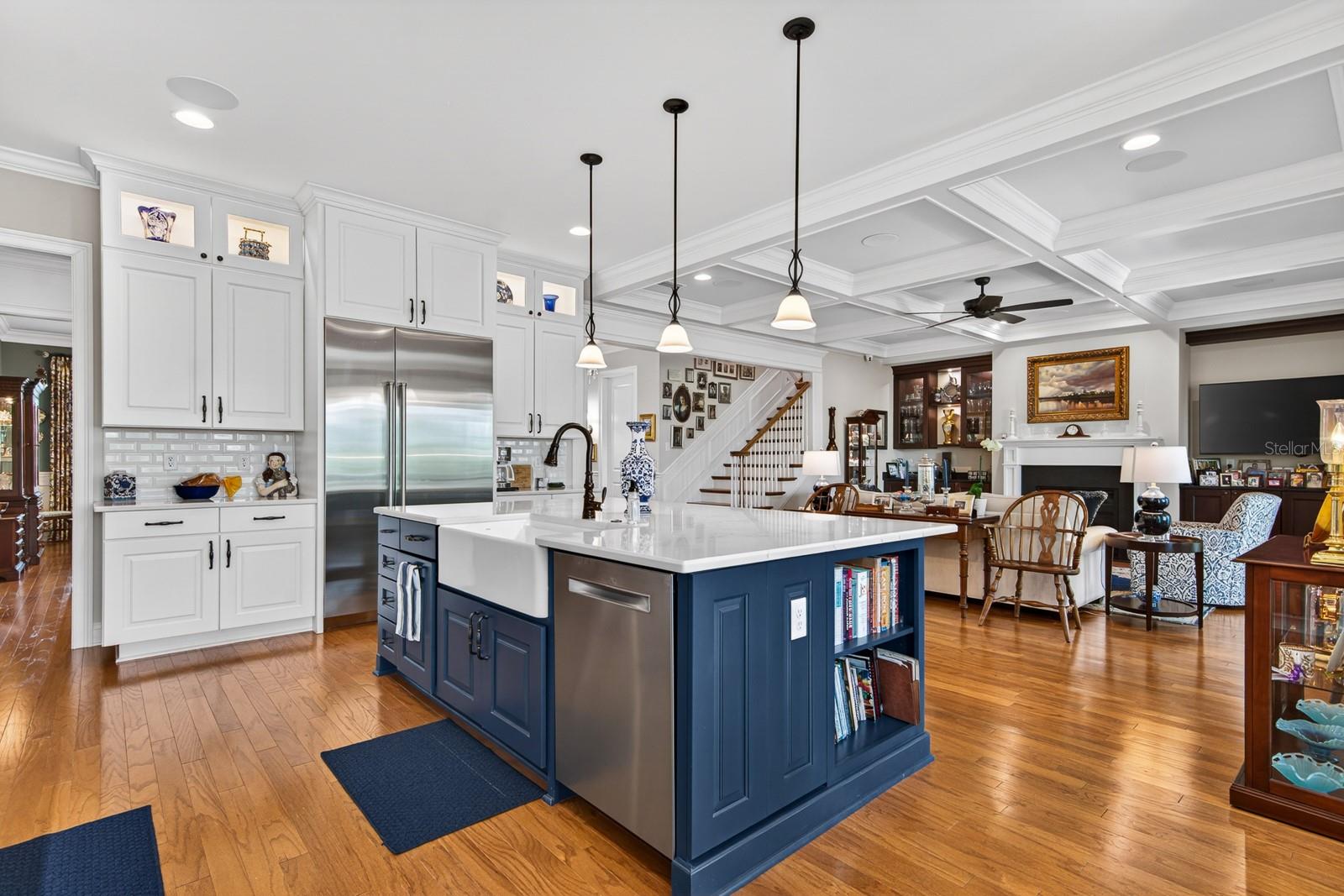BEL MAR REV ISLAND UNIT - Residential