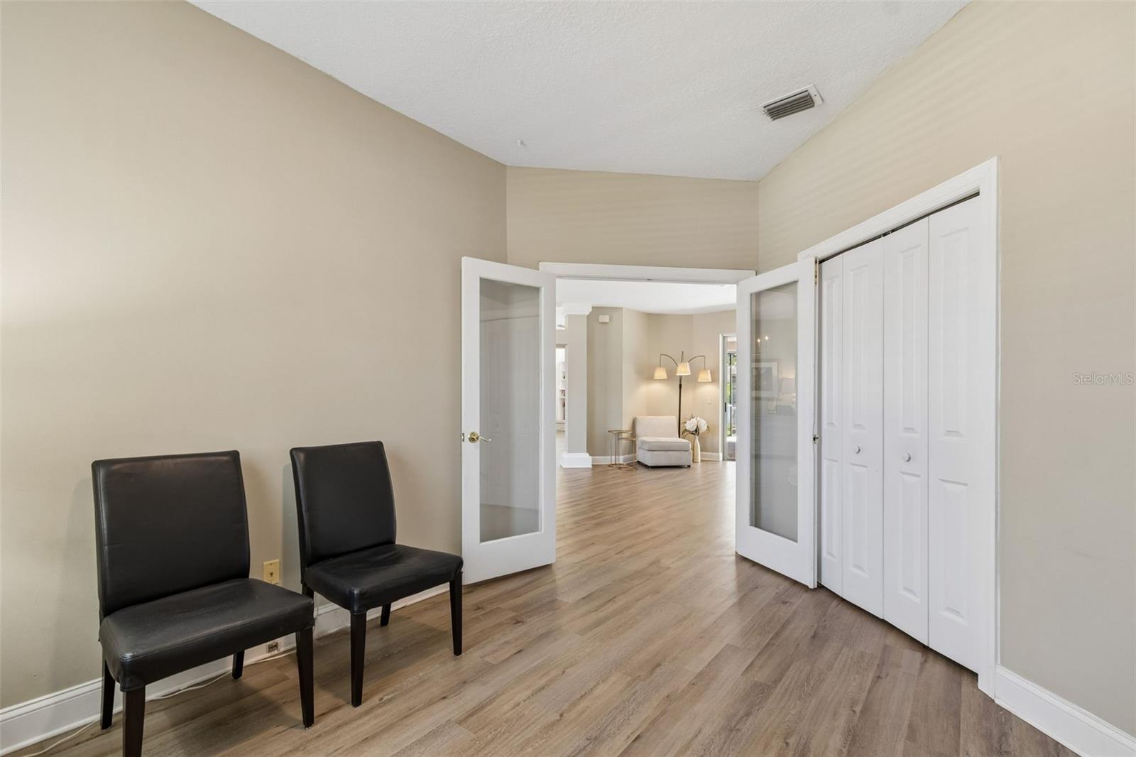 WYNDHAM LAKE SUB PH ONE - Residential