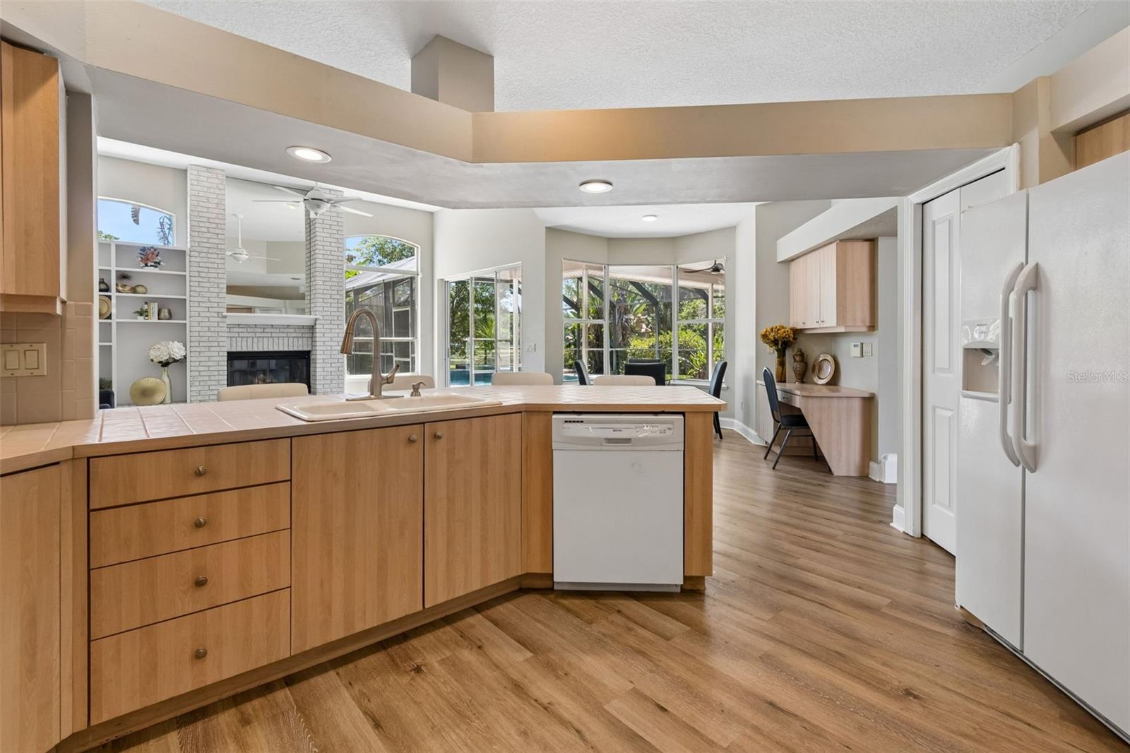 WYNDHAM LAKE SUB PH ONE - Residential