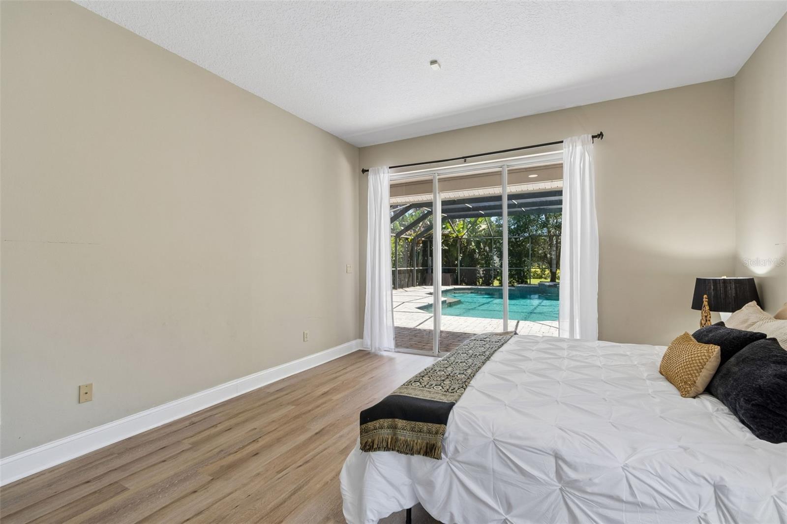 WYNDHAM LAKE SUB PH ONE - Residential