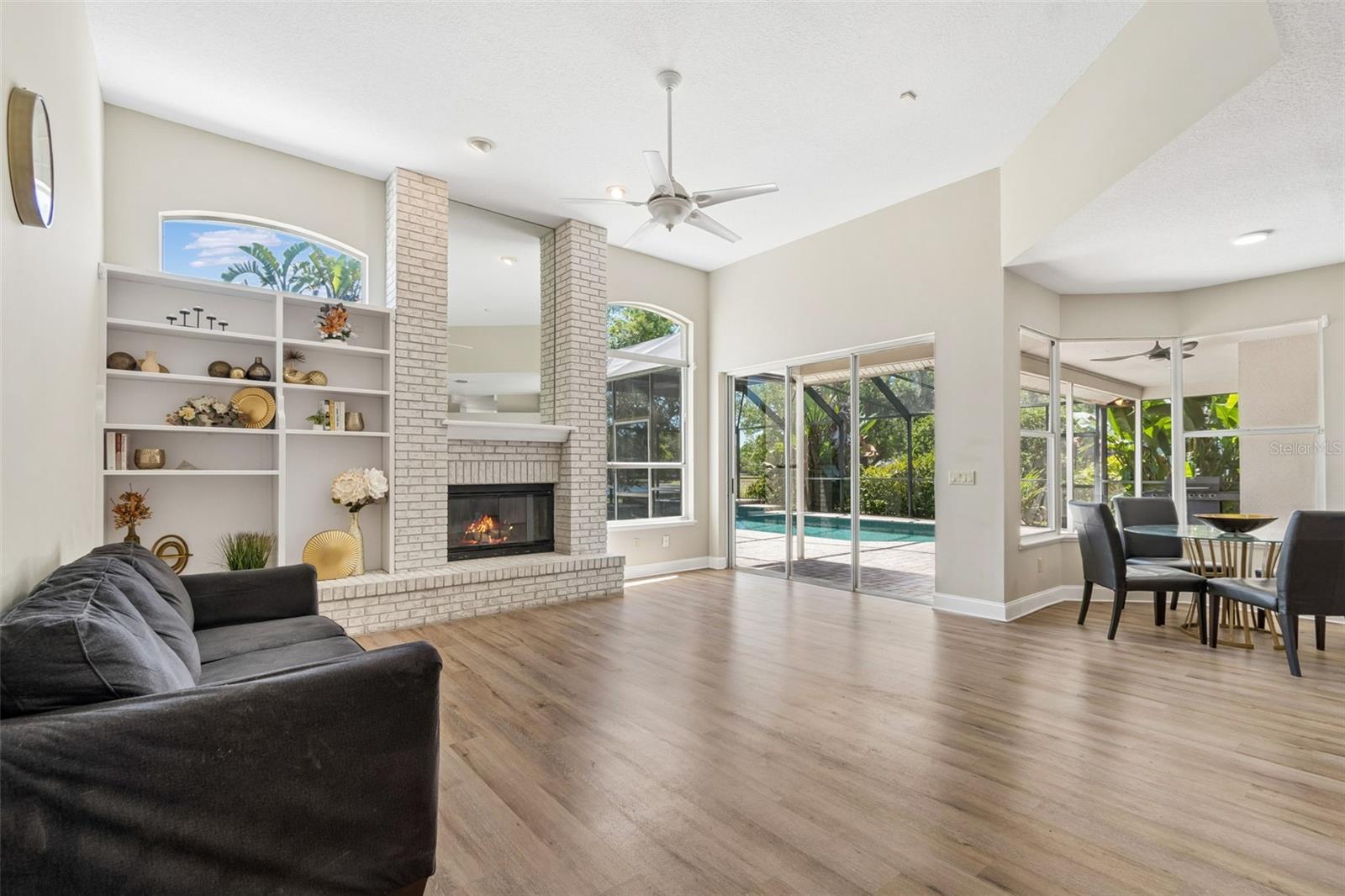 WYNDHAM LAKE SUB PH ONE - Residential