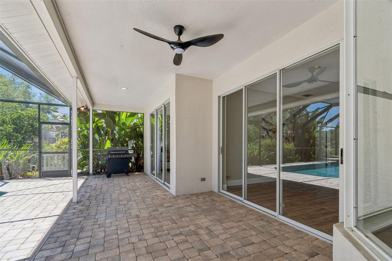 WYNDHAM LAKE SUB PH ONE - Residential