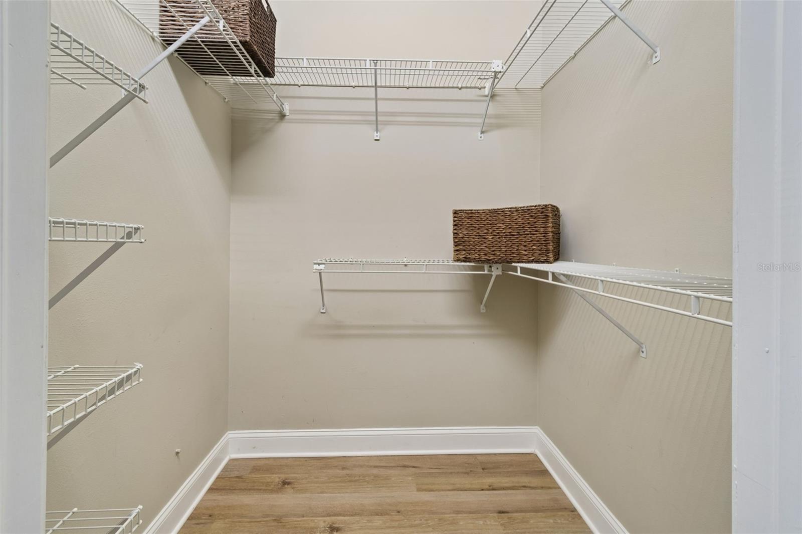 WYNDHAM LAKE SUB PH ONE - Residential