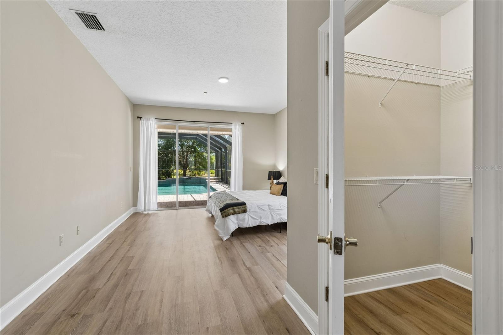 WYNDHAM LAKE SUB PH ONE - Residential