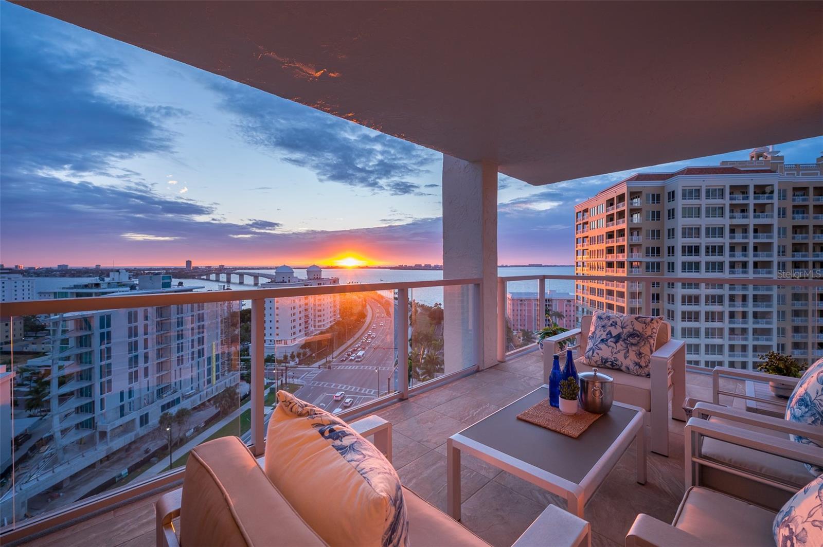 ONE WATERGATE - Residential