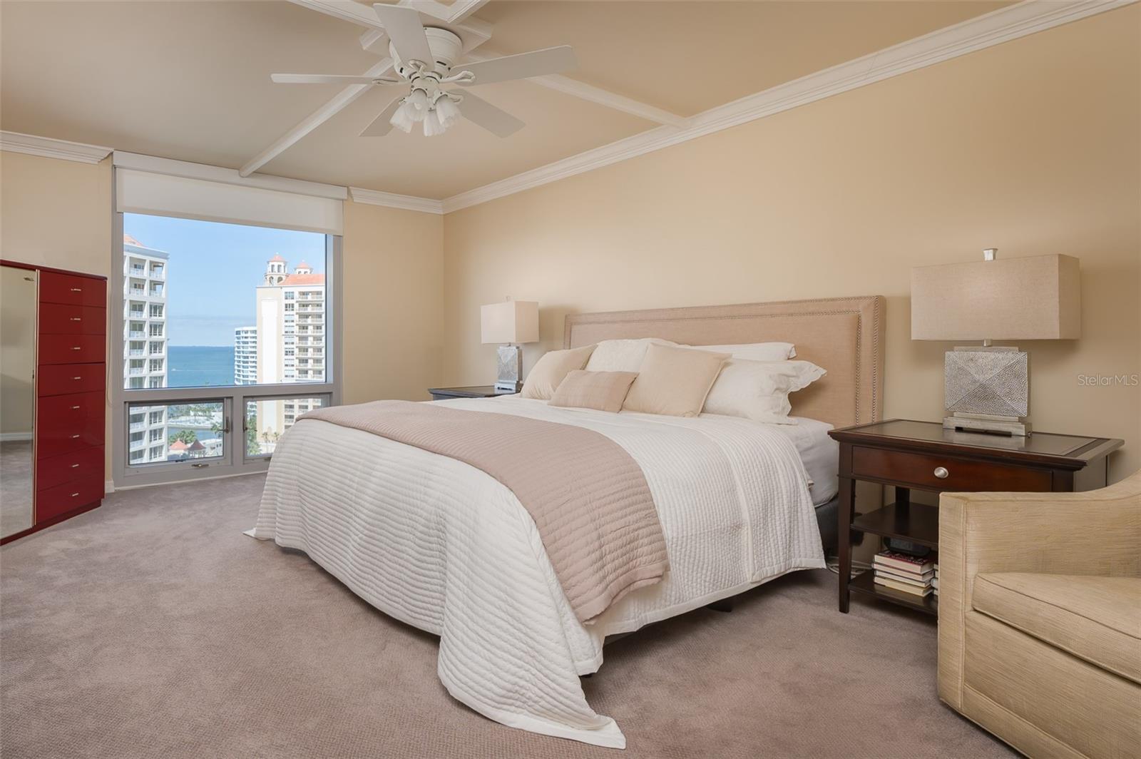 ONE WATERGATE - Residential