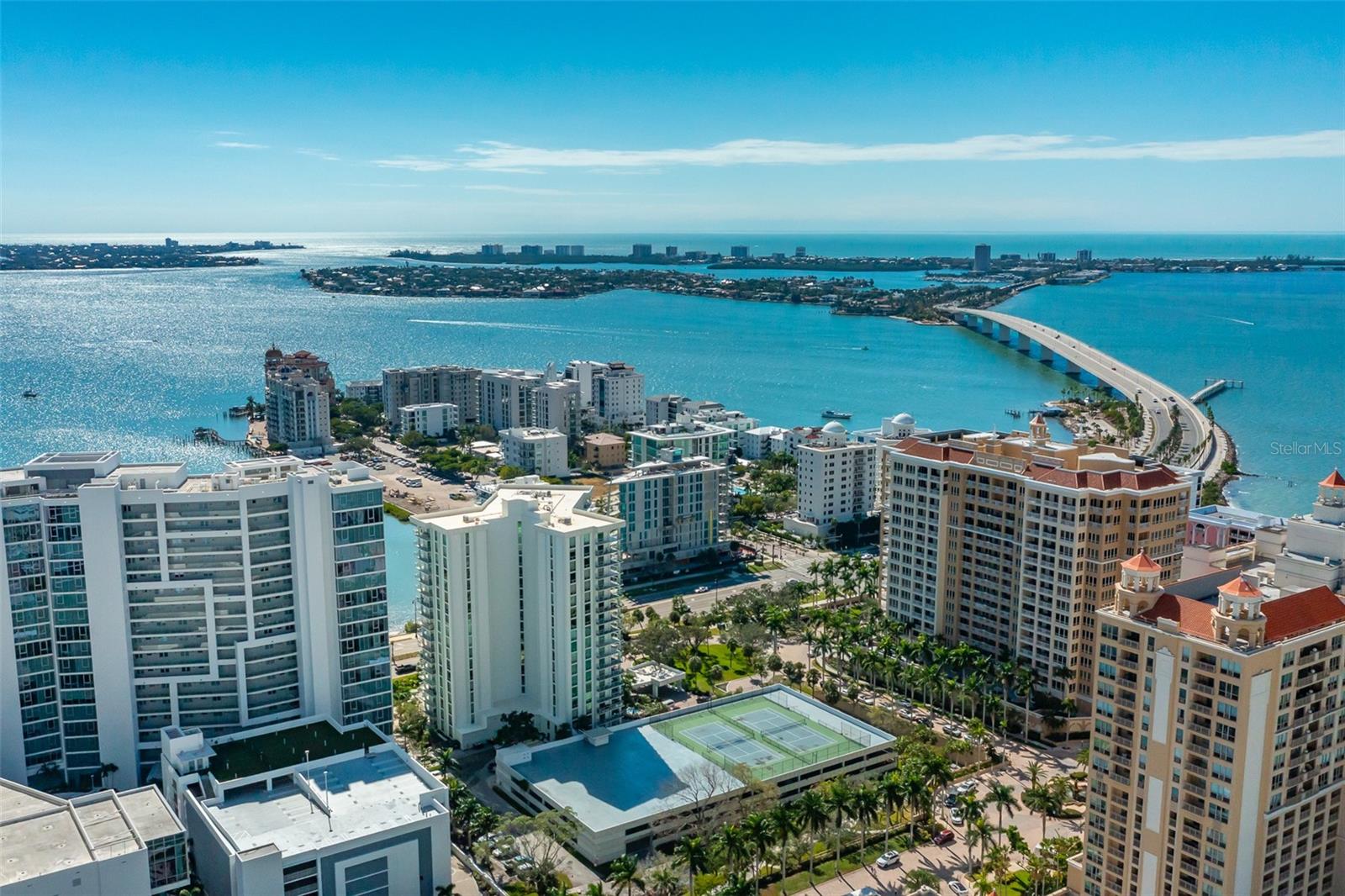 ONE WATERGATE - Residential