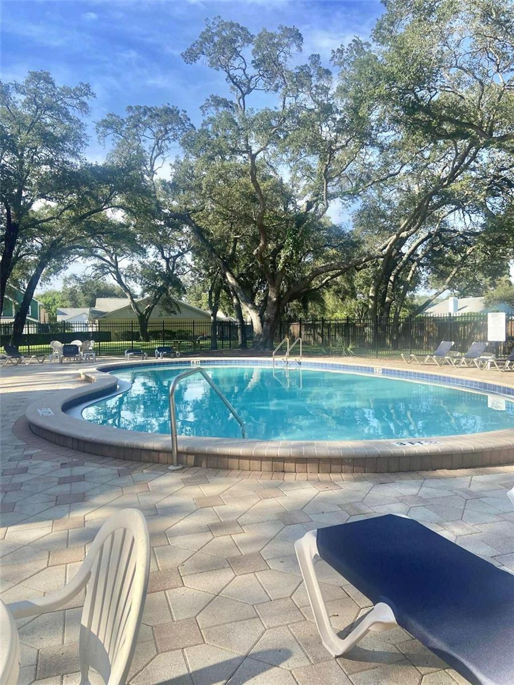 Photo of 864 Franklin Circle, Palm Harbor, FL 34683 (MLS # TB8425253)