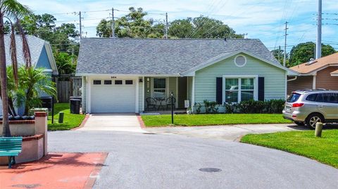 Photo of 864 Franklin Circle, Palm Harbor, FL 34683 (MLS # TB8425253)