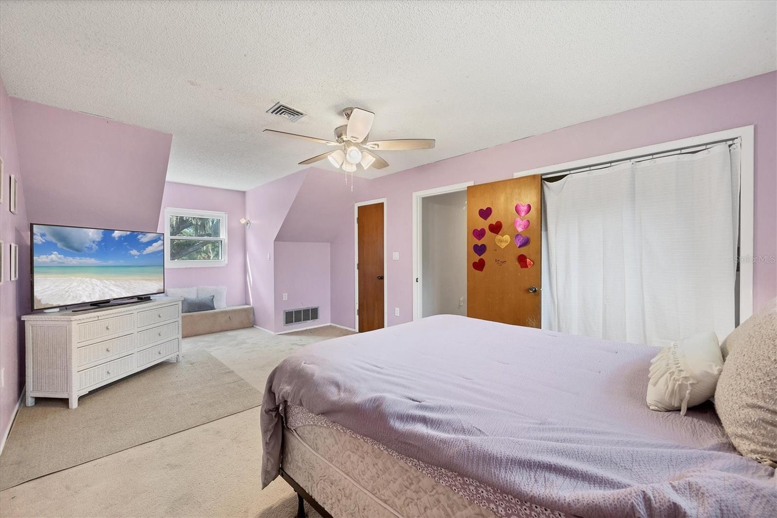 SHADOW OAKS - Residential